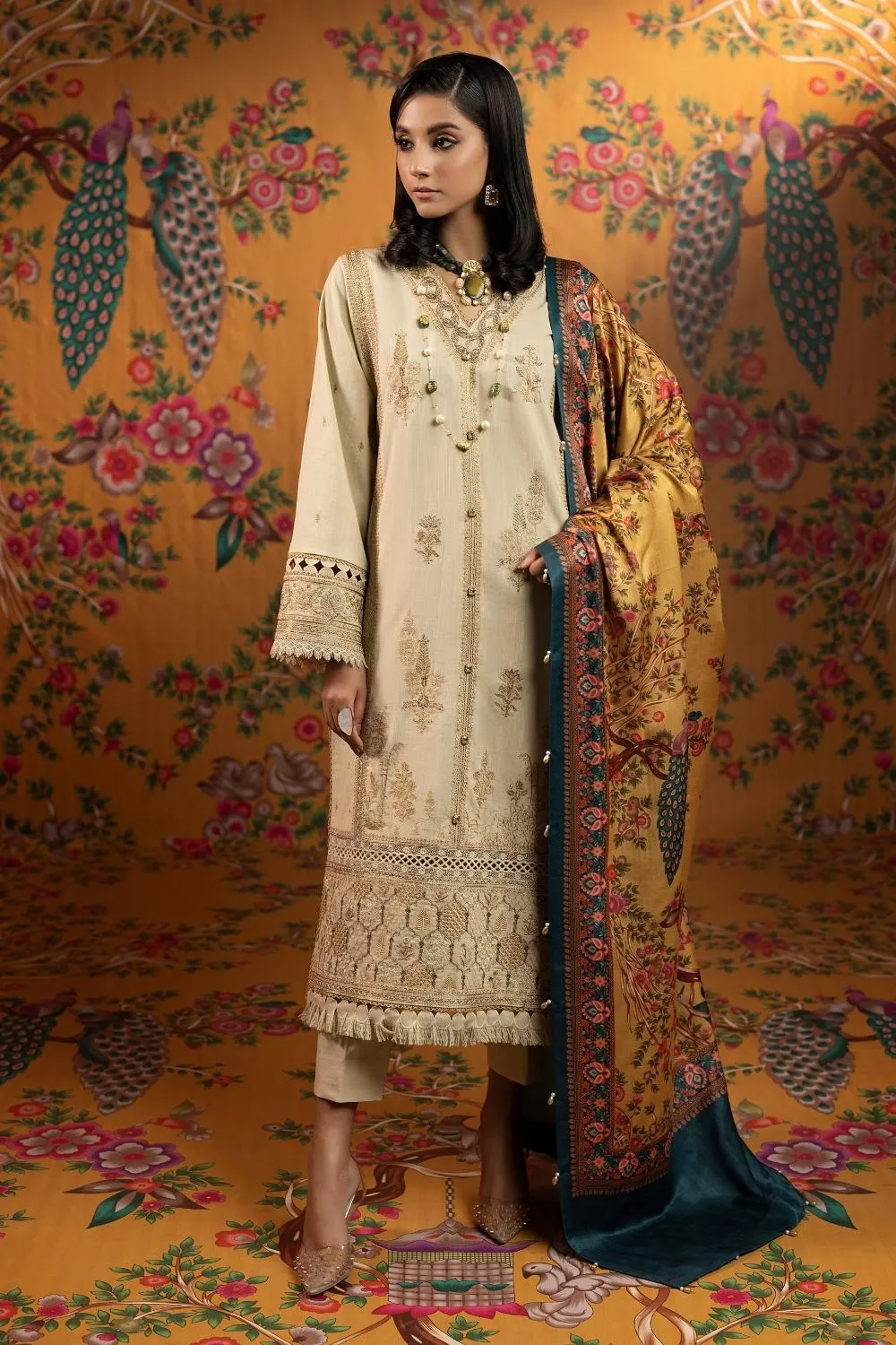 3PC Unstitched | Embroidered Khaddar Shirt  Printed Twill Shawl  Trouser