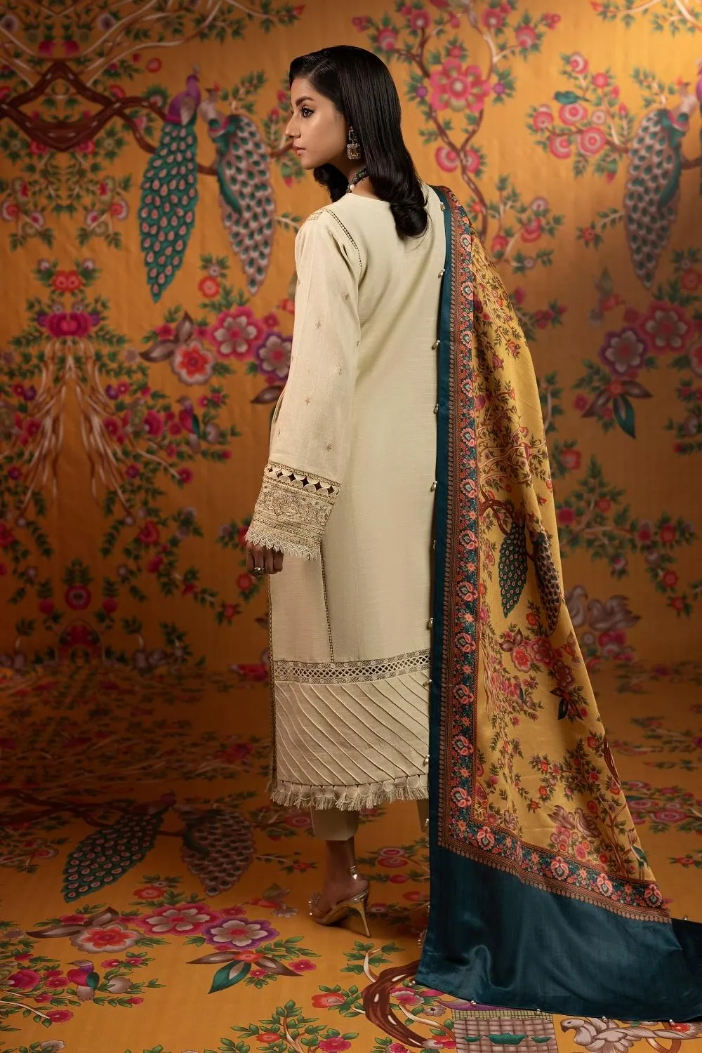 3PC Unstitched | Embroidered Khaddar Shirt  Printed Twill Shawl  Trouser