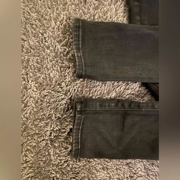 ABERCROMBIE &amp; FITCH Women’s Distressed Skinny Jeans