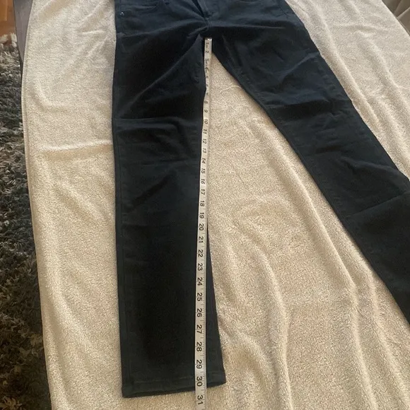AGOLDE from Bloomingdale’s stretchy black washed Colette style skinny jeans