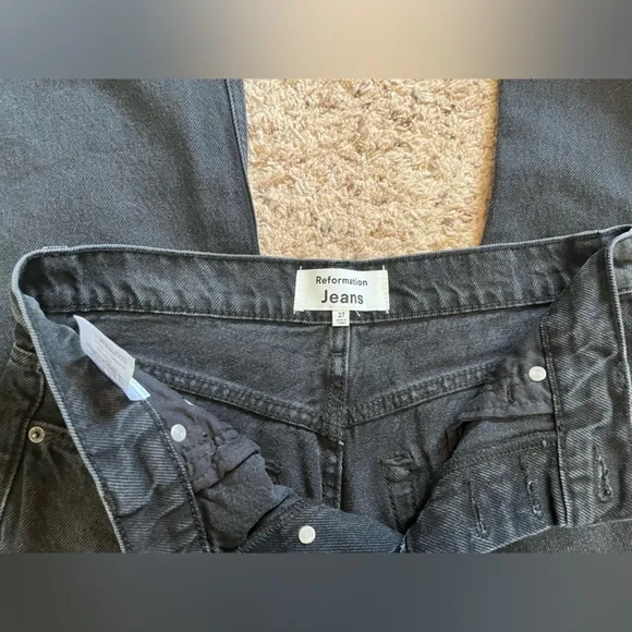 Black‎ Reformation Cynthia High Rise Straight Jeans Women's Size 27 Distressed