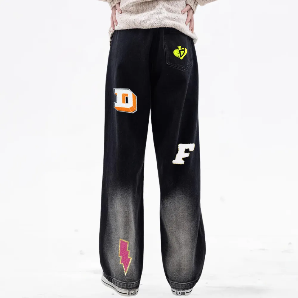 DF| Washed Rivet Letter Patch Jeans