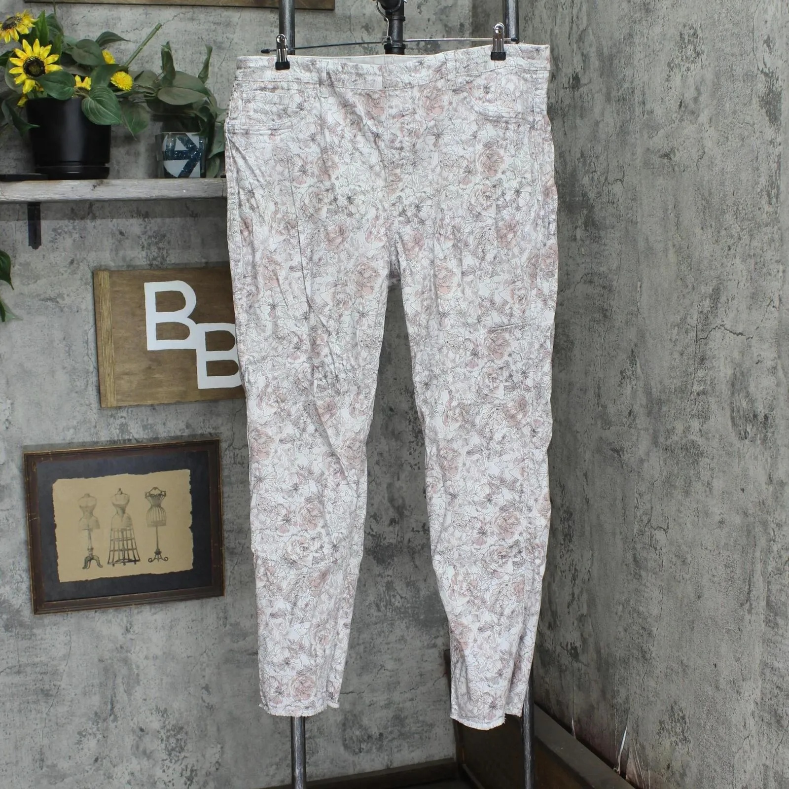 DG2 Womens Reversible Twill Pull On Skinny Jeans 728979 Gray Floral 1X Tall