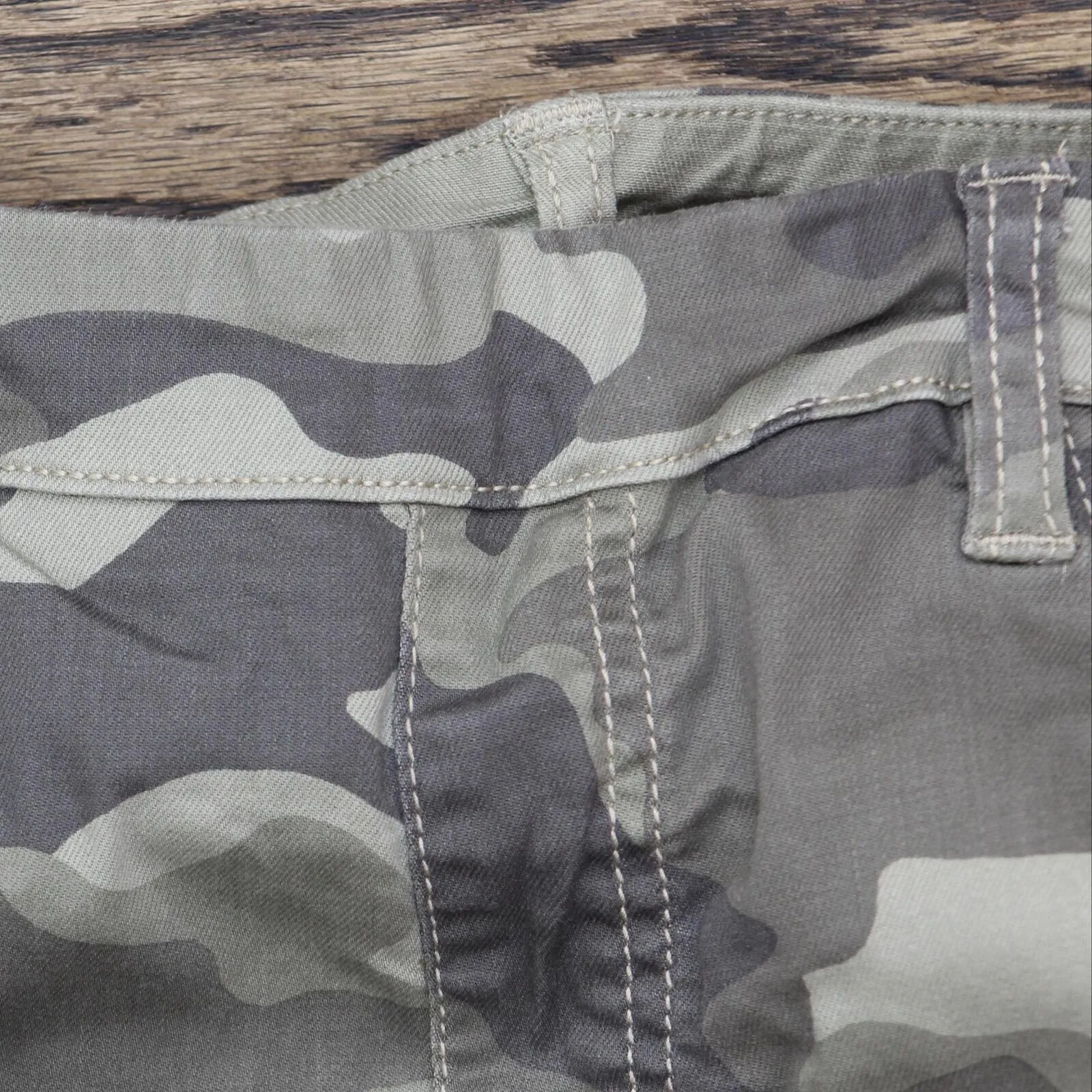 DG2 Womens Reversible Twill Pull On Skinny Jeans 728979 Olive Green L