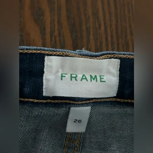 Frame Le Sylvie Slender Straight leg jeans women’s 26 medium wash raw hem denim
