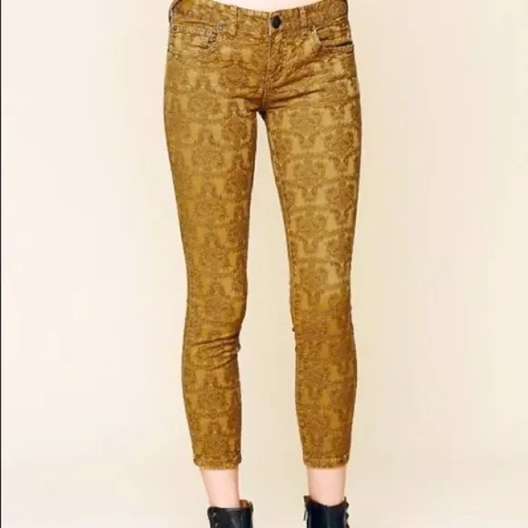 “FREE PEOPLE” Jacquard Skinny Ankle Jeans