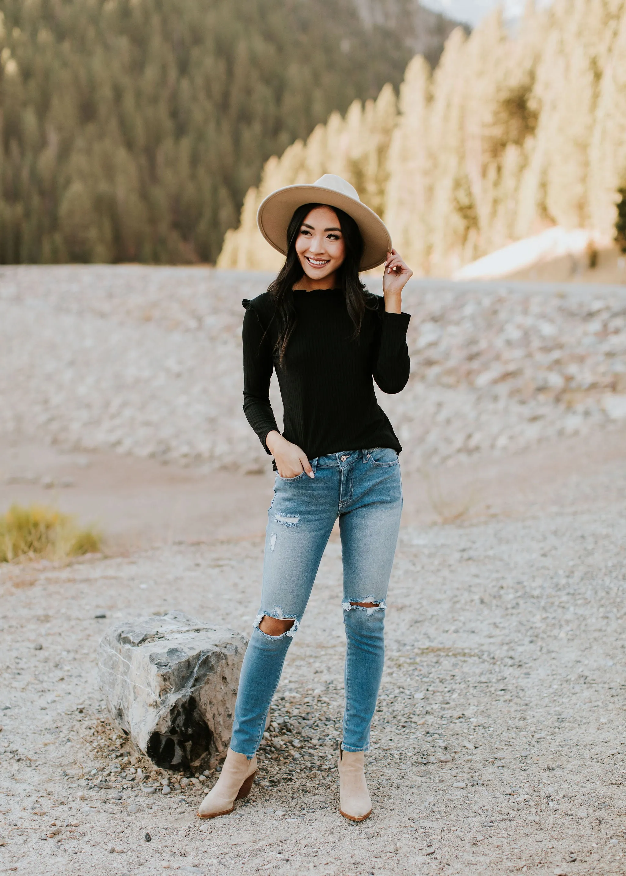 Free the People Distressed Light Wash Skinny