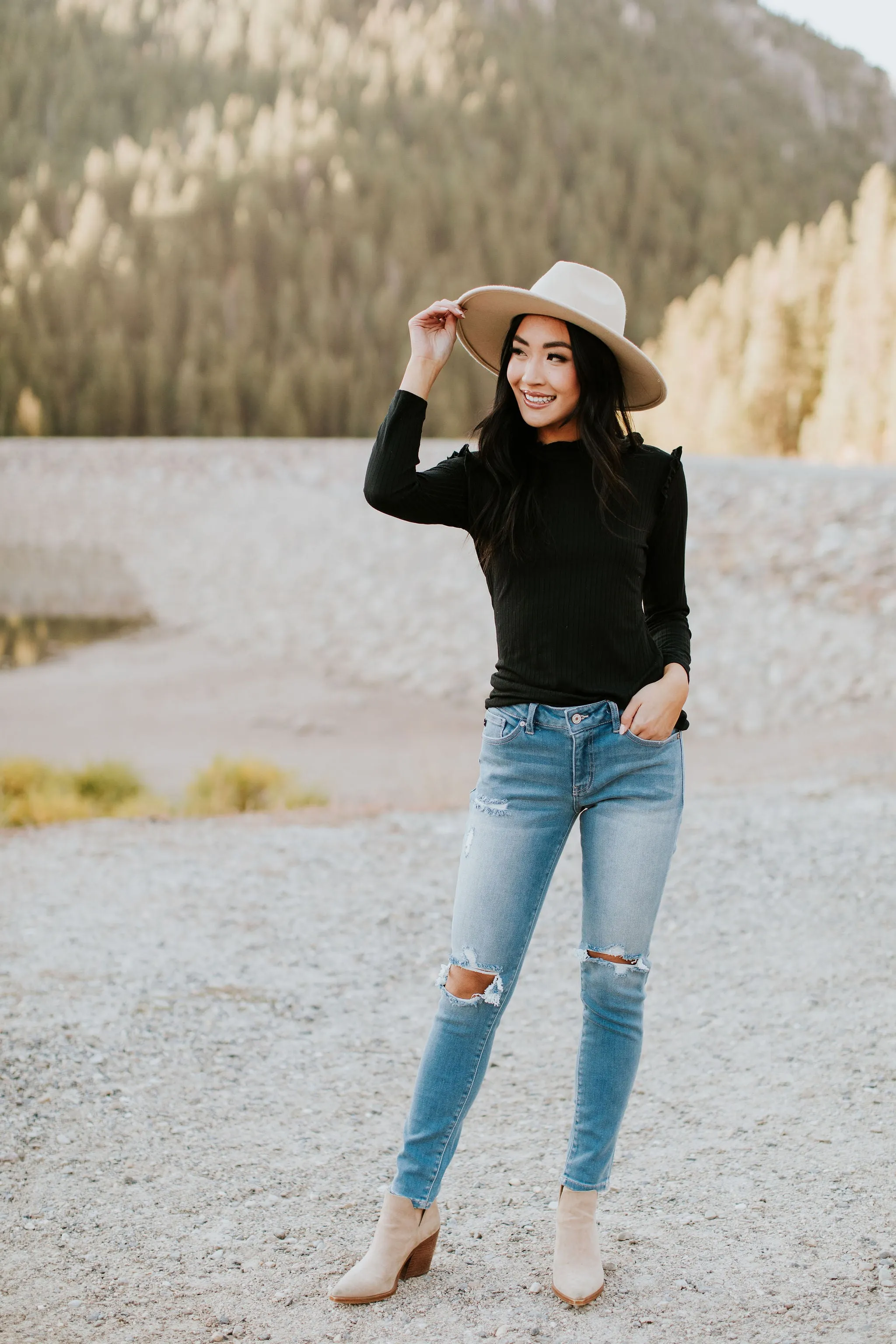 Free the People Distressed Light Wash Skinny