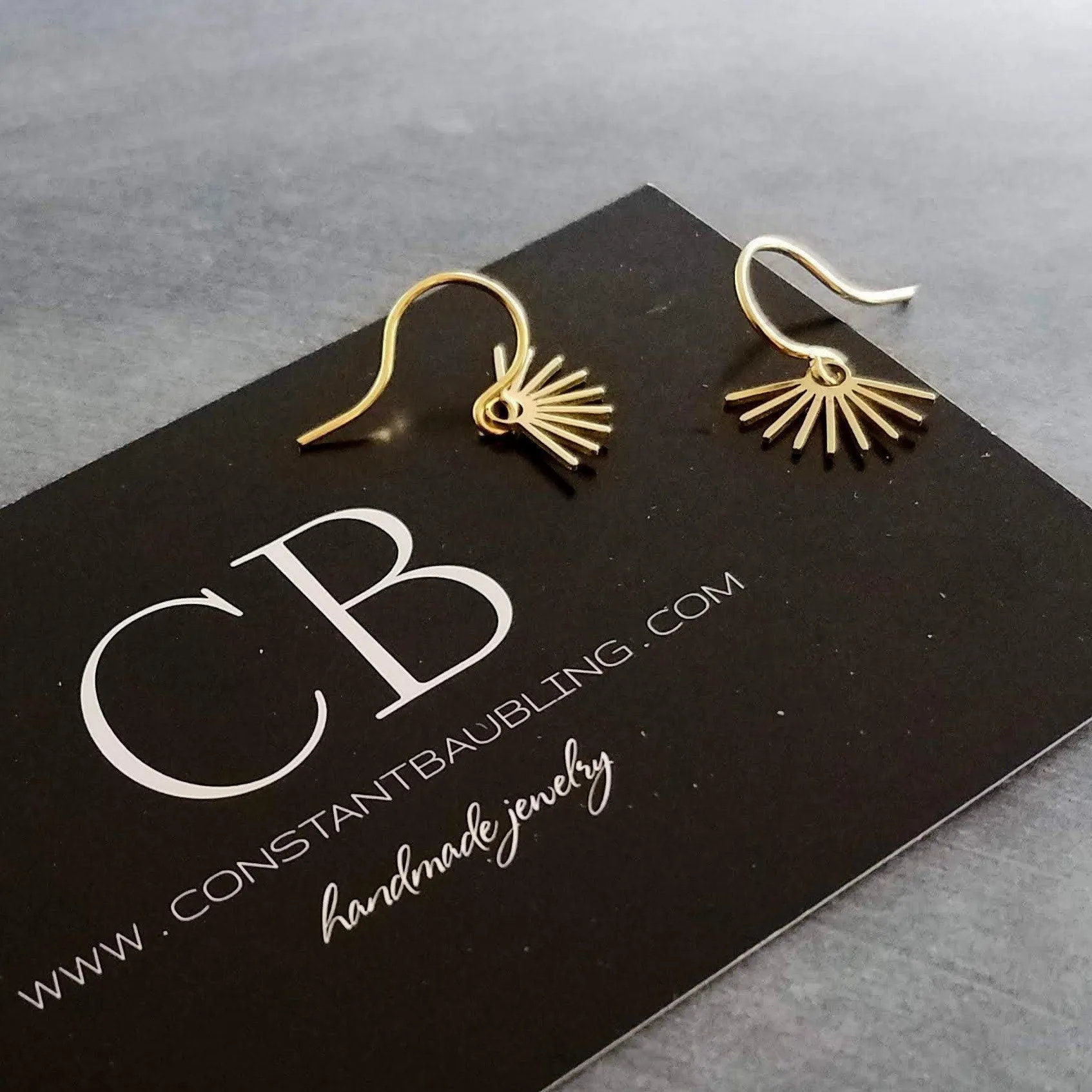 Gold Sun Ray Earrings, sun earrings, sunshine earrings, little sun earrings, tiny sun earrings, gold spike earrings, minimalist small spike