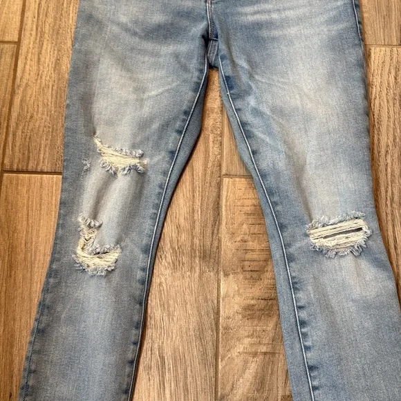 Good American Chewed Hem Distressed Jeans Size 4/27