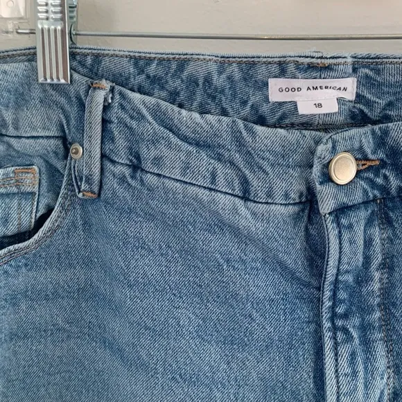 Good American Weekender Distressed Hi Rise Jeans