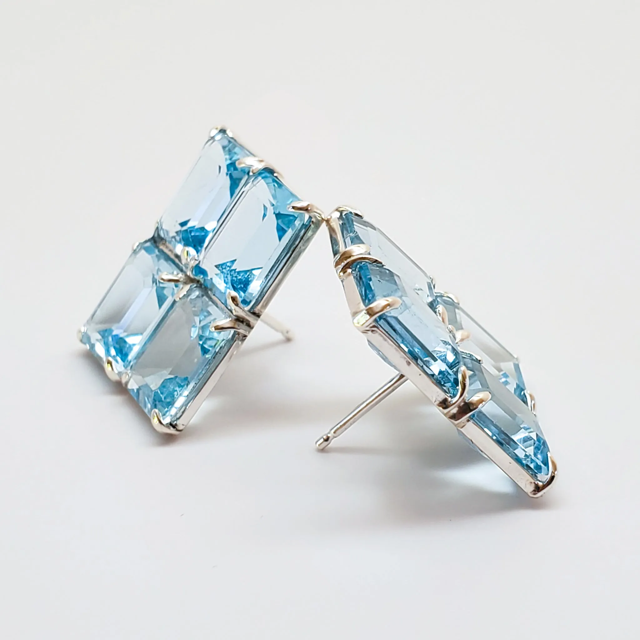 Grid Studs in Blue Topaz