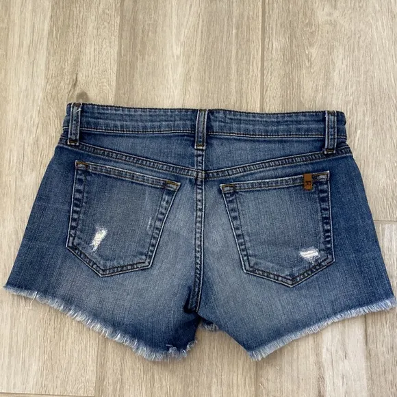 Joe’s Blue Distressed Denim Jean Shorts Size 25 Raw Hem &amp; Pockets