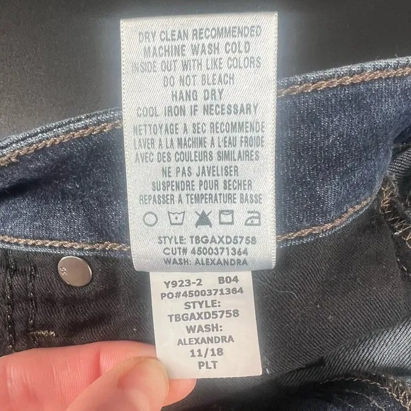 Joe’s Jeans Mid Rise Skinny Ankle Jeans With Raw Frayed Hem Dark Wash Size 26