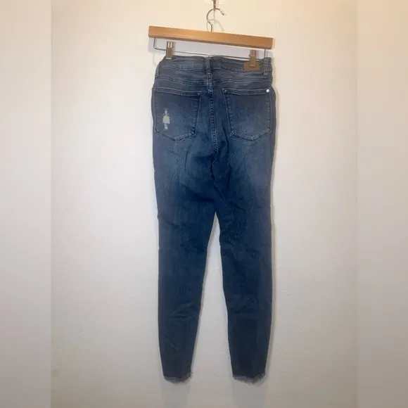 Judy Blue Raw Hem Distressed Skinny Fit Jeans