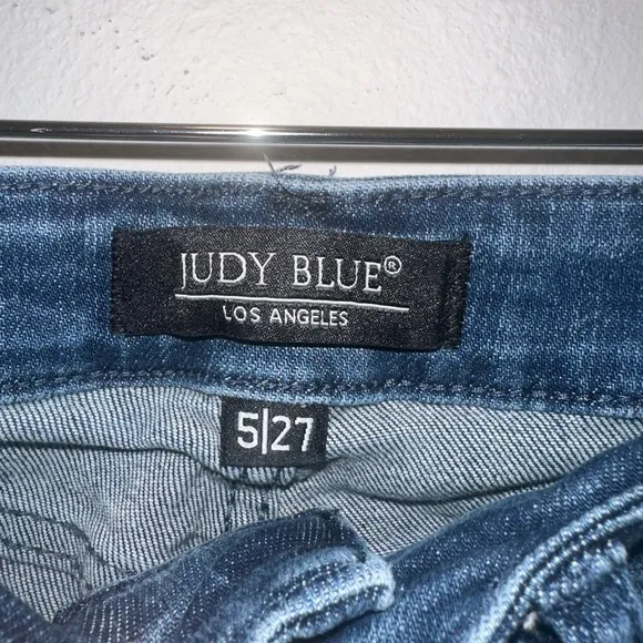 Judy Blue Raw Hem Distressed Skinny Fit Jeans