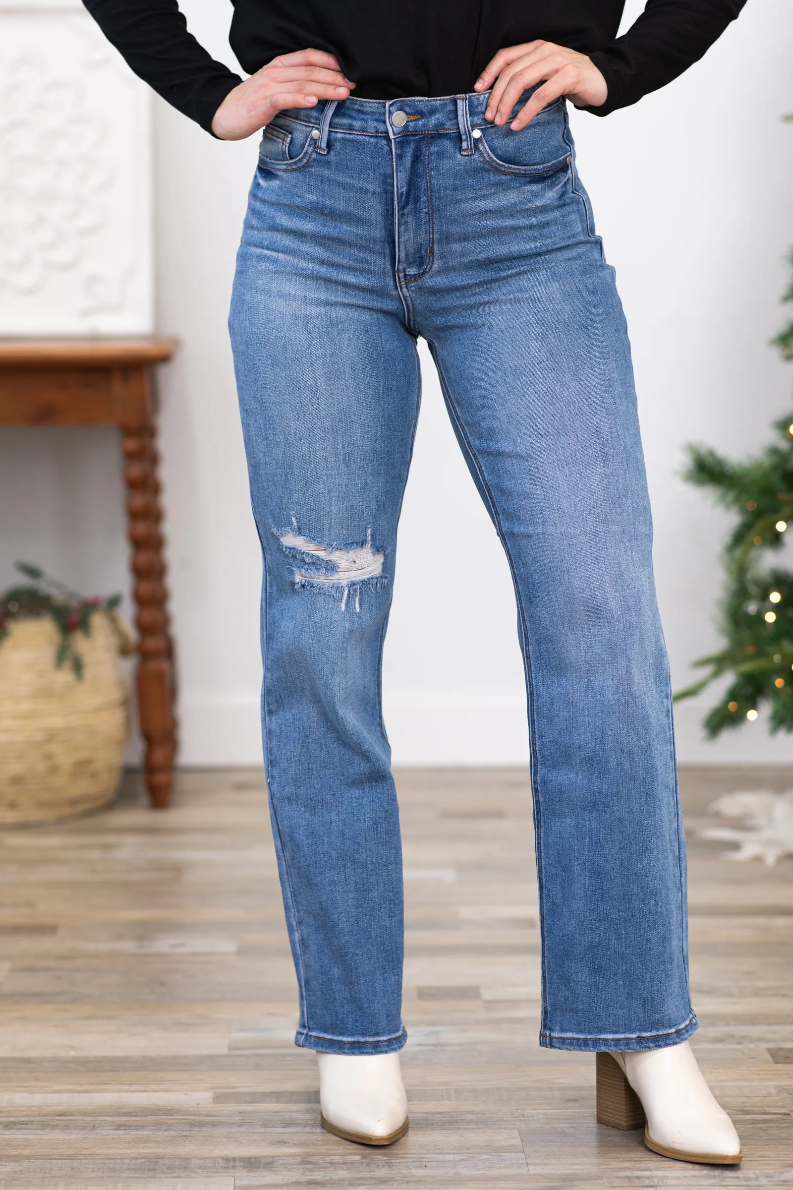 Judy Blue Tummy Control Distressed Knee Jeans