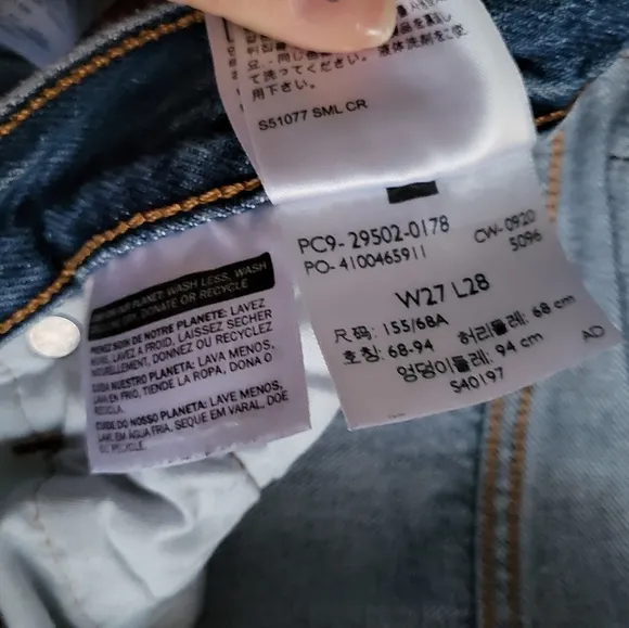 Levi's 501 Jeans with Distressed Detail