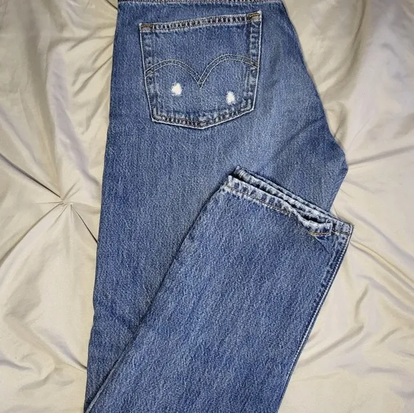 Levi's 501 Jeans with Distressed Detail