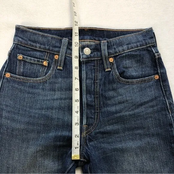 Levi's High Rise 501 S Skinny Jeans in Supercharger - Size 24