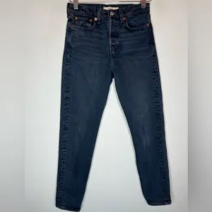 Levi’s | Wedgie Fit Skinny Jeans in Black Wash Sz. 25