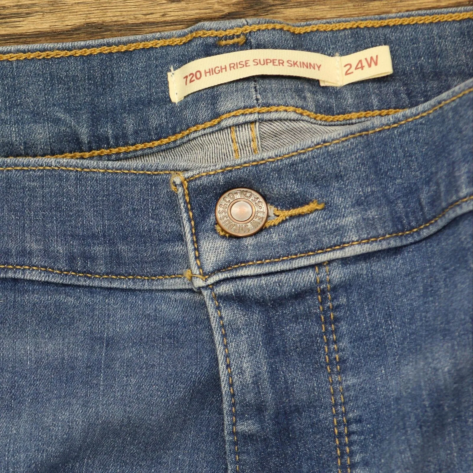 Levi's Women's Plus Size 720 High Rise Super Skinny Jeans 577500068