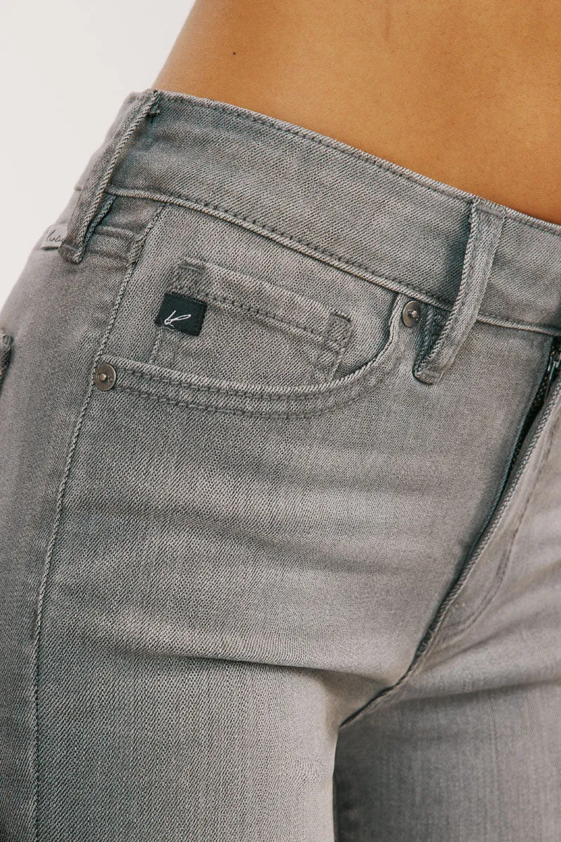 Logan Mid Rise Super Skinny