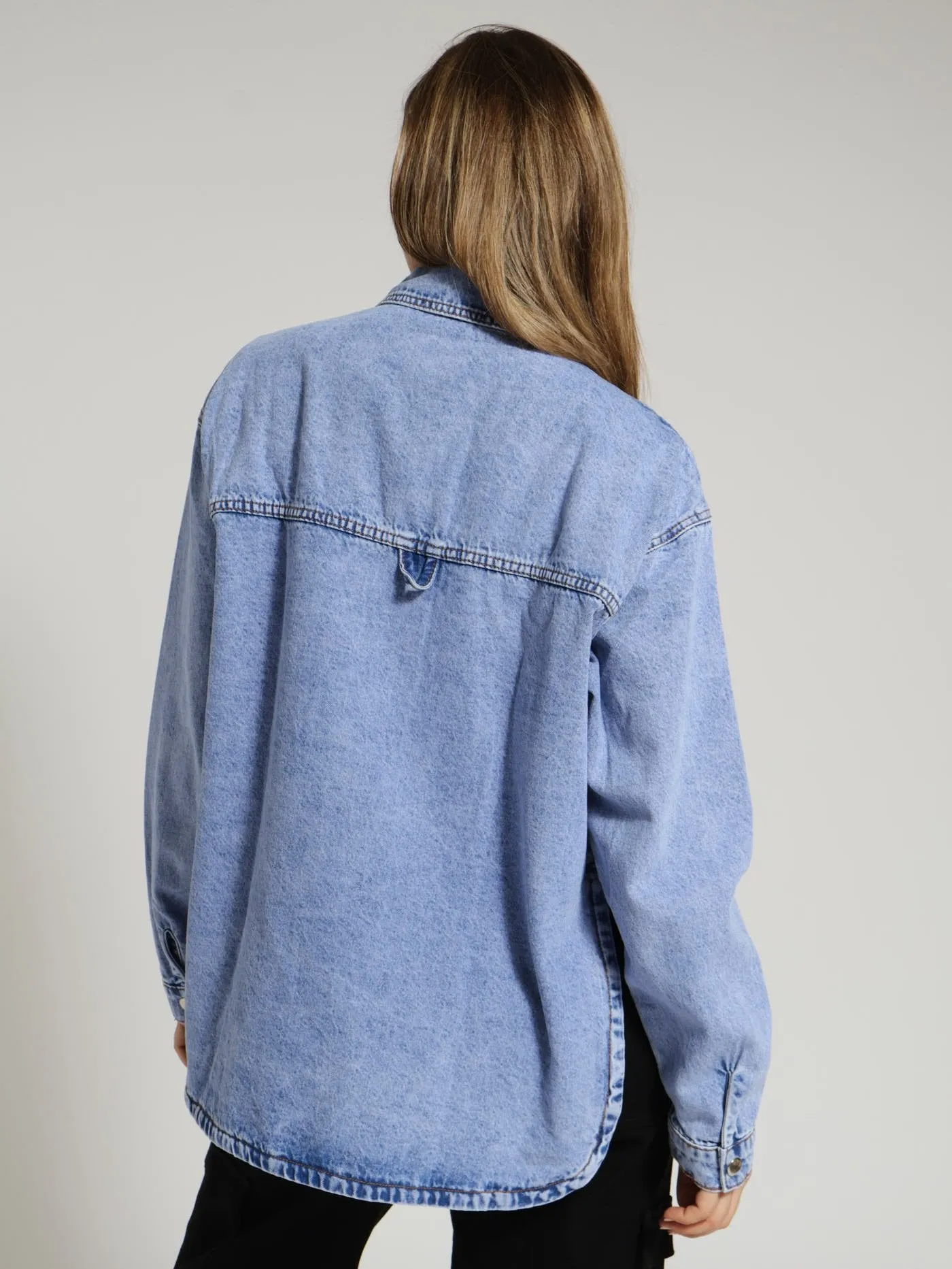 Long Sleeve Curved Hem Denim Shacket - Periwinkle
