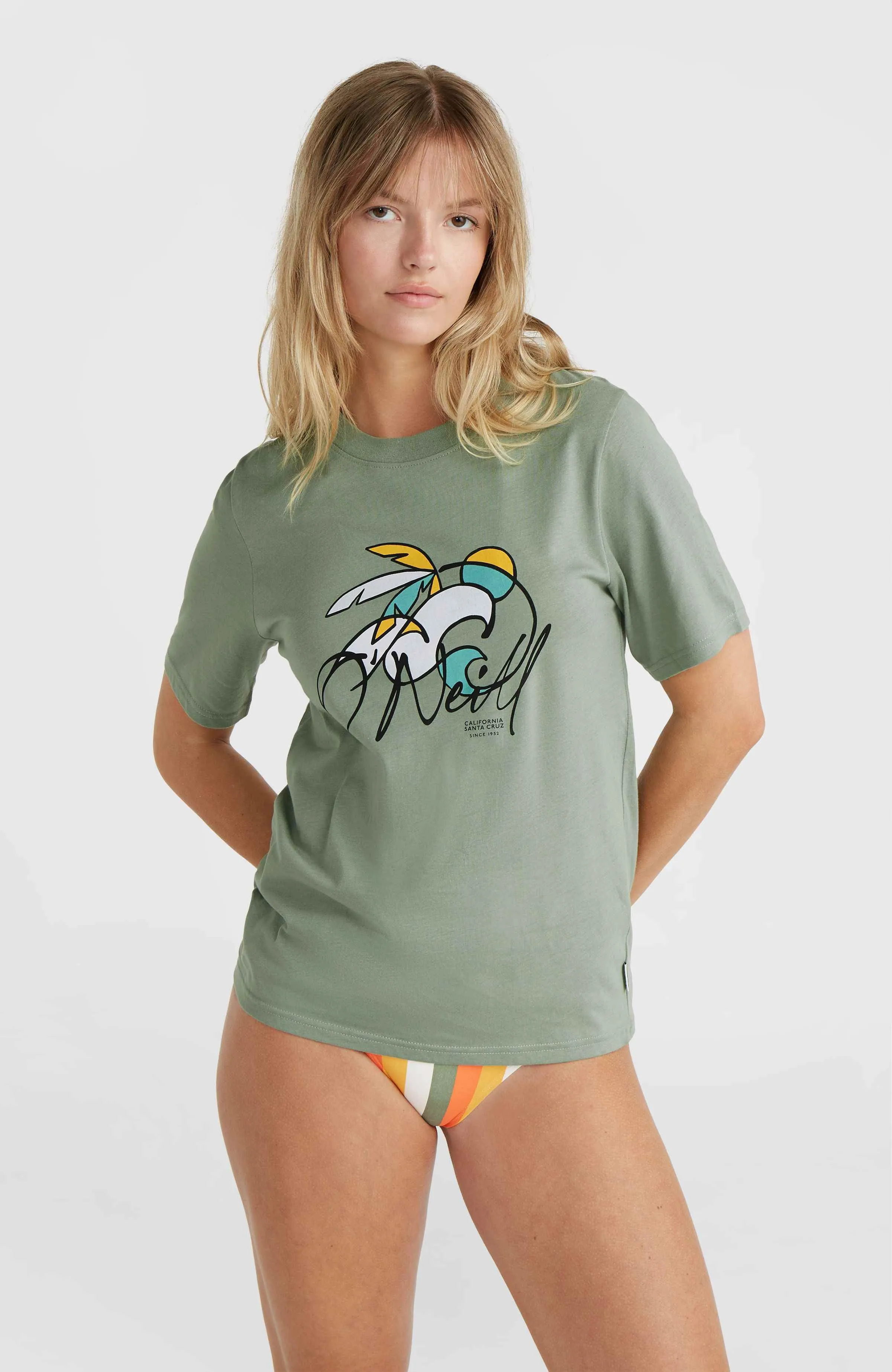 Luano Graphic T-Shirt | Lily Pad