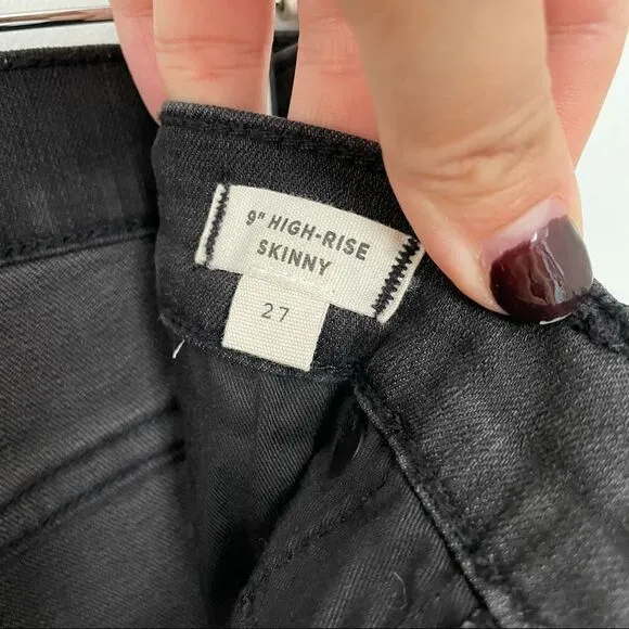 Madewell 9&quot; Mid-Rise Skinny Jeans in Black Sea