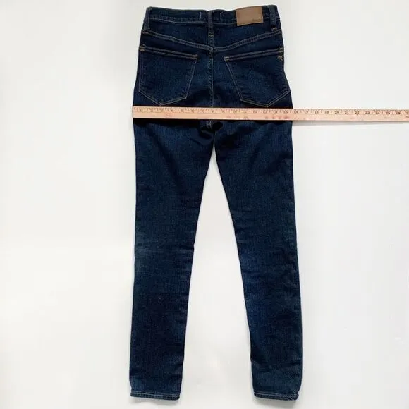MADEWELL Dark Wash 9” Skinny Jeans!