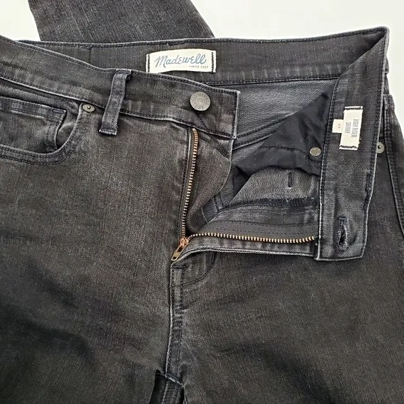 Madewell High Riser Skinny Skinny Jeans in Black Forest Wash