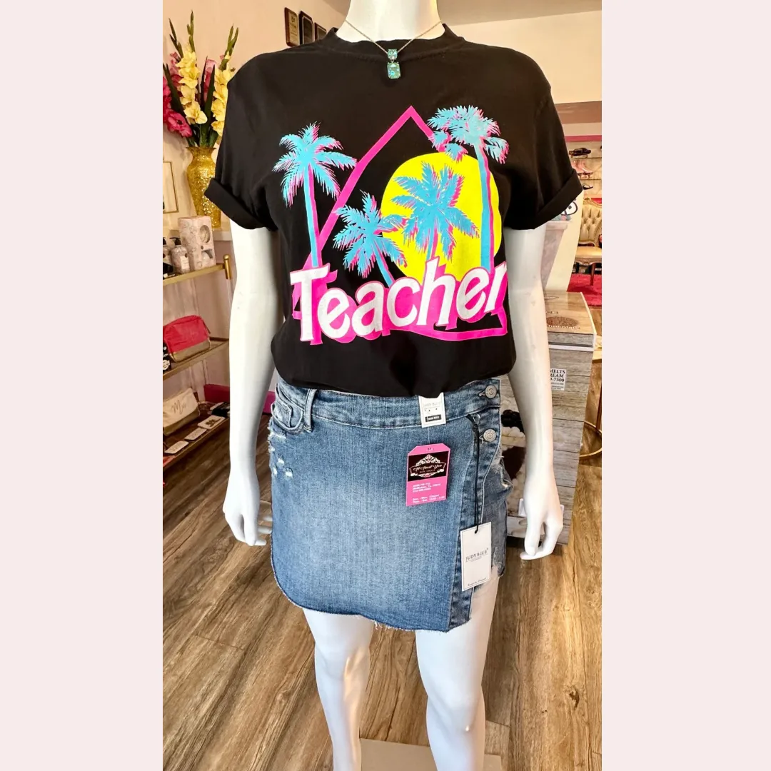 Malibu teacher graphic t-shirt