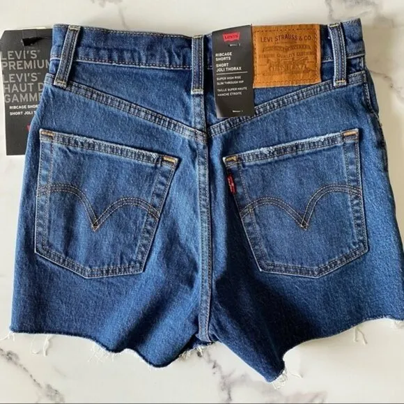NEW Levi’s Ribcage Cutoff Distressed Jean Shorts