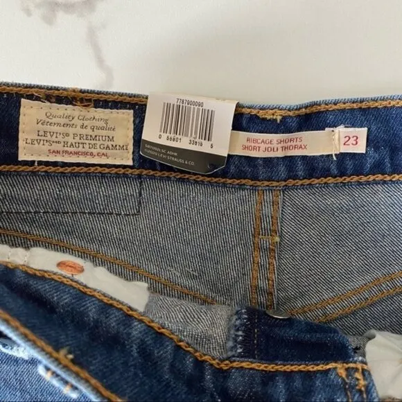 NEW Levi’s Ribcage Cutoff Distressed Jean Shorts