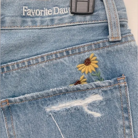 NWT Favorite Daughter high rise Juno cutoff floral detail denim shorts - size 27