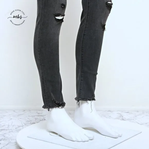 NWT Flying Monkey Black Label Distressed Low Waist Raw Hem Skinny Jeans Gray 26
