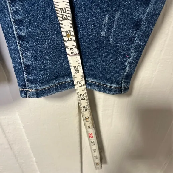 NWT Judy Blue Straight distressed embroidered denim jeans size 11/30
