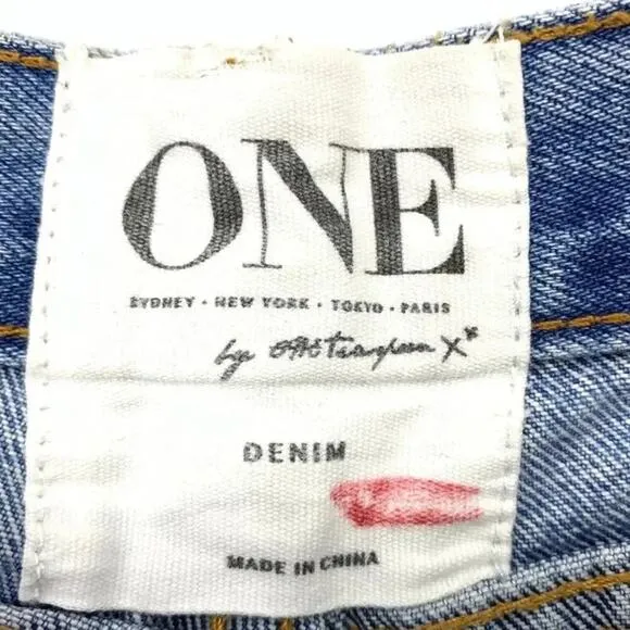 One Teaspoon Women’s Size 27 Chargers Distressed Denim Shorts Relaxed Fit