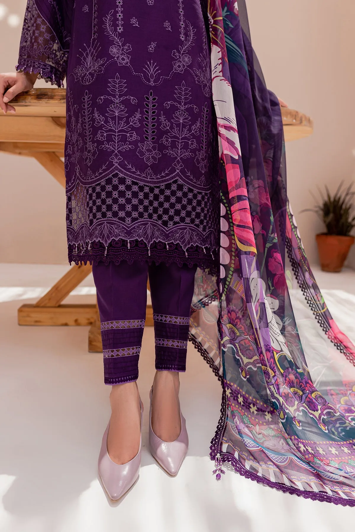 Purple Aura| Farasha Mehak Festive Lawn SS 23 | Unstitched Embroidered Collection