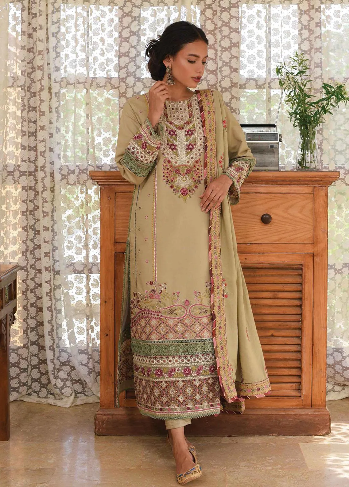 QALAMKAR Q-LINE 2022 | 09 Mahrukh