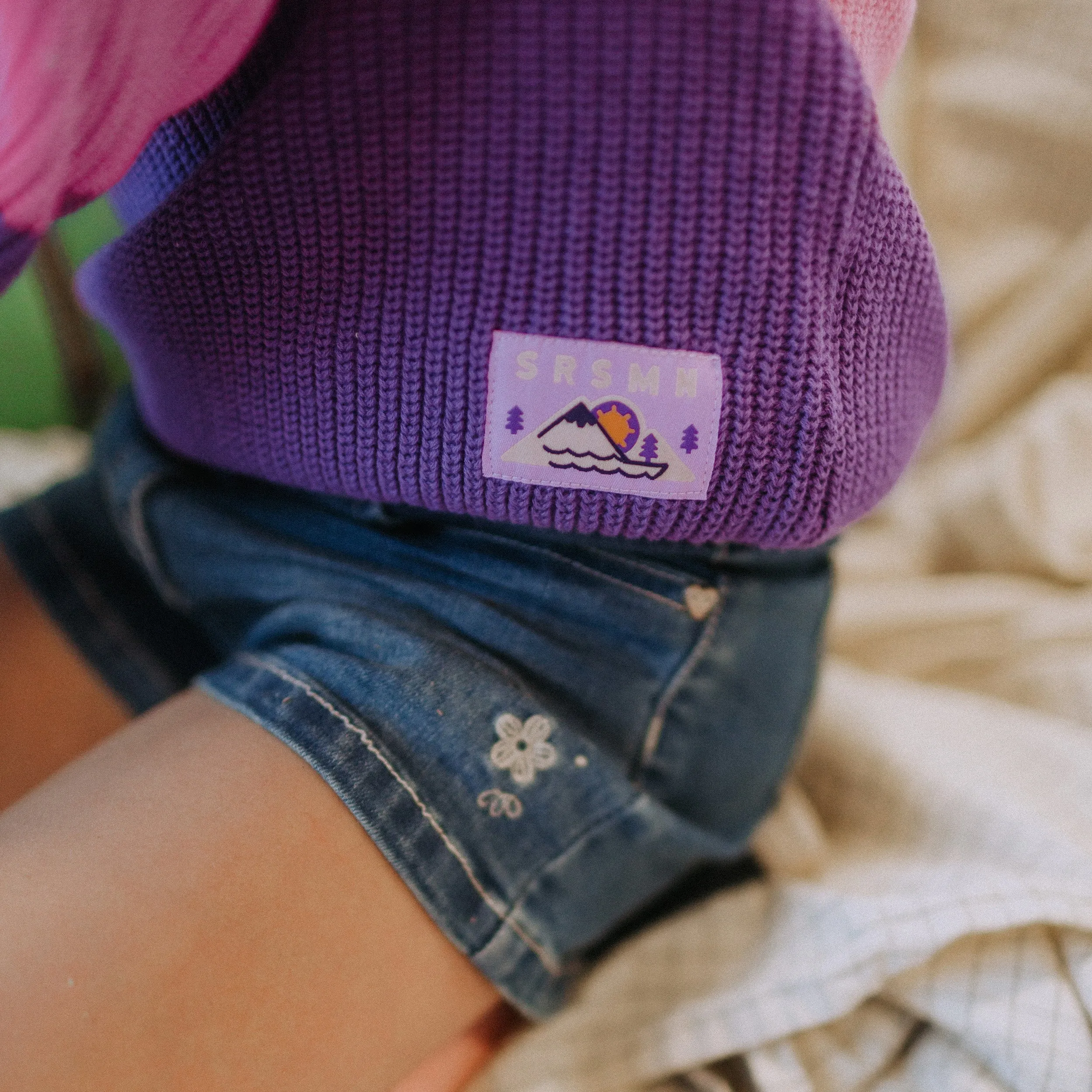 Short coupe régulière en denim extensible, bleu moyen, enfant  || Regular fit short in stretch denim, medium blue, child