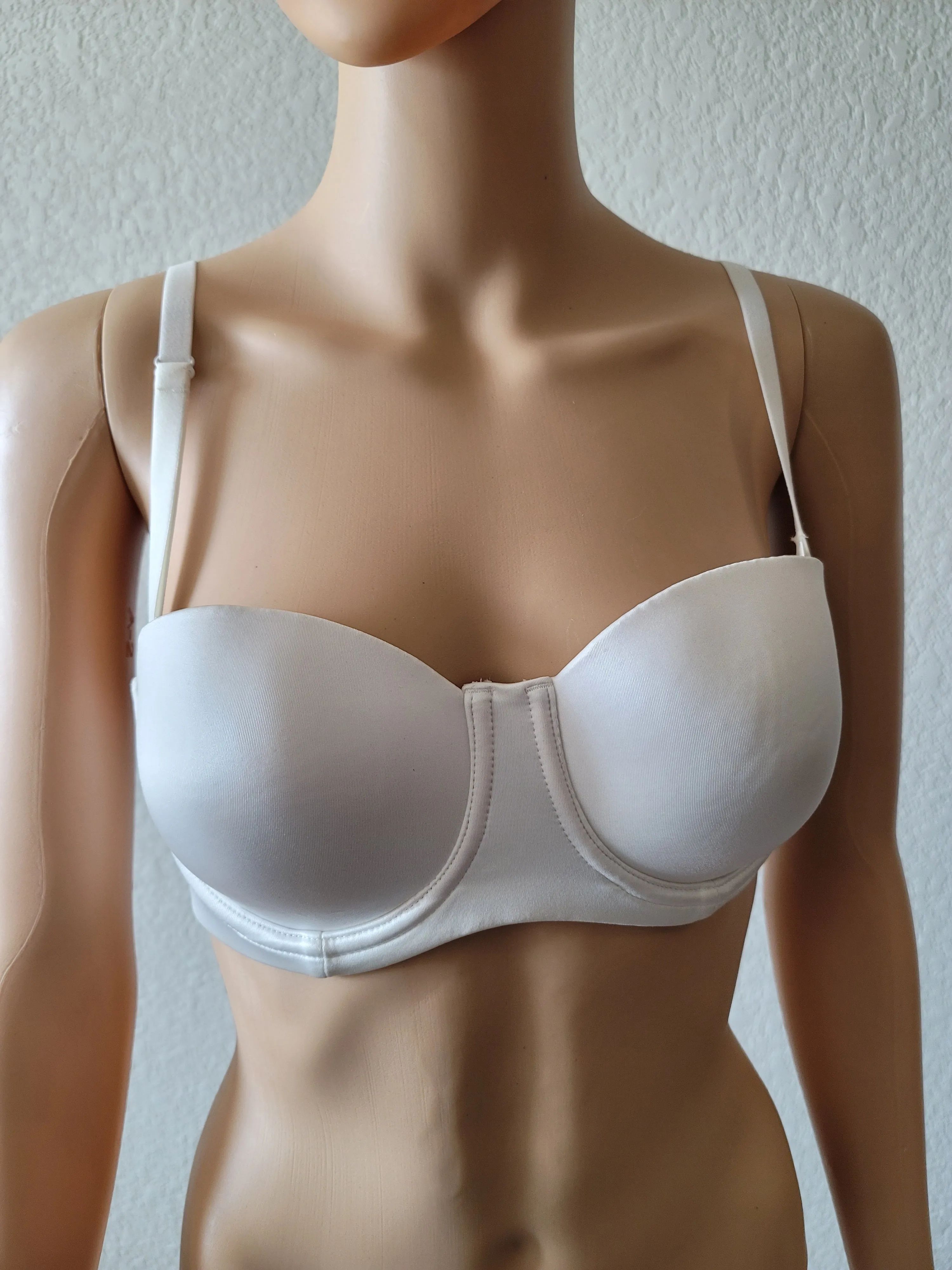 Women's Lightly Lined Strapless Bra Auden™