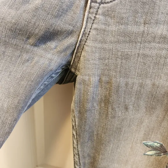 Zara Jeans Zara Basic Z1975 Skinny Midrise Wildflower Crop Jeans size 6
